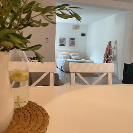 David 73 Apartman *