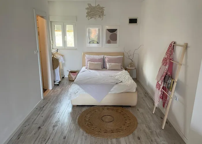 David 73 Apartman Split